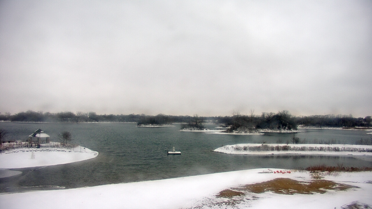 Thumbnail for current weather camera view from Three Oaks Recreation Area in Crystal Lake, Illinois