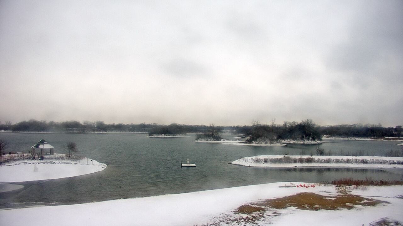 Thumbnail for current weather camera view from Three Oaks Recreation Area in Crystal Lake, Illinois