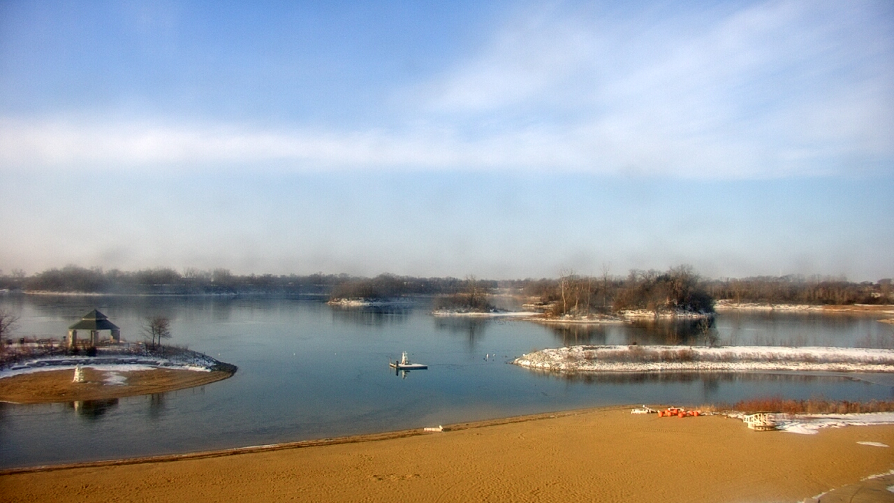 Thumbnail for current weather camera view from Three Oaks Recreation Area in Crystal Lake, Illinois