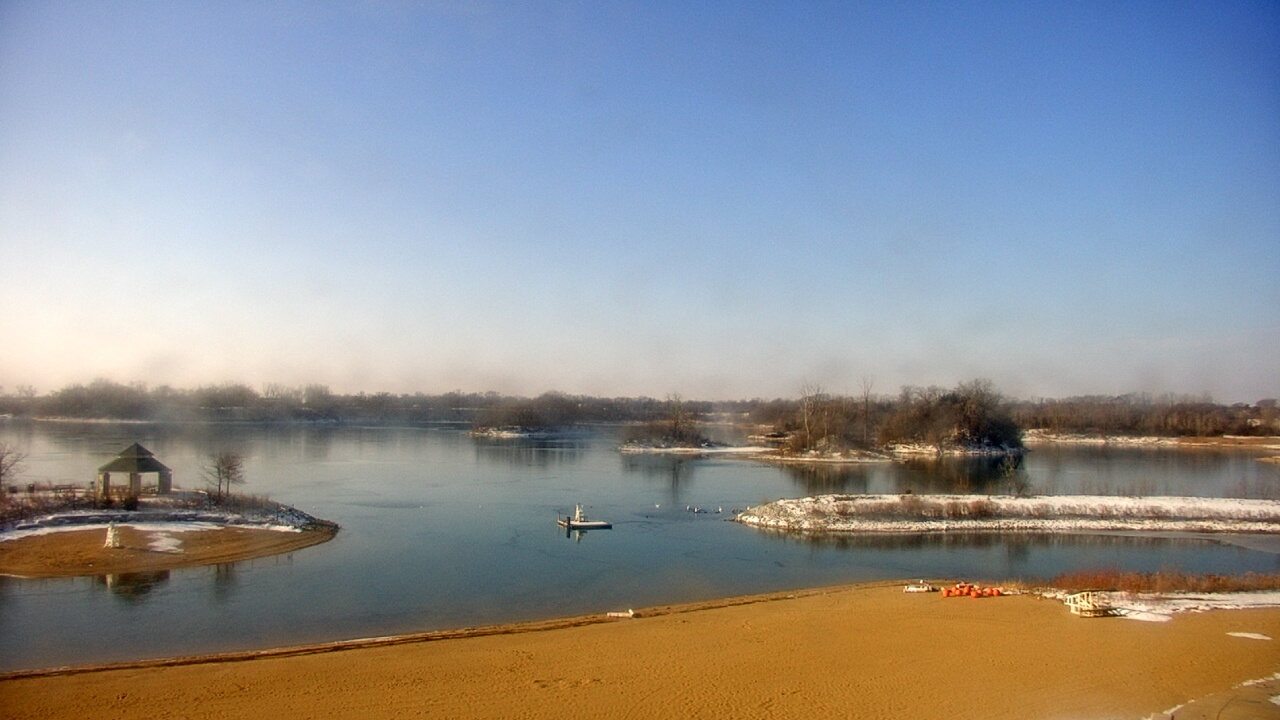 Thumbnail for current weather camera view from Three Oaks Recreation Area in Crystal Lake, Illinois