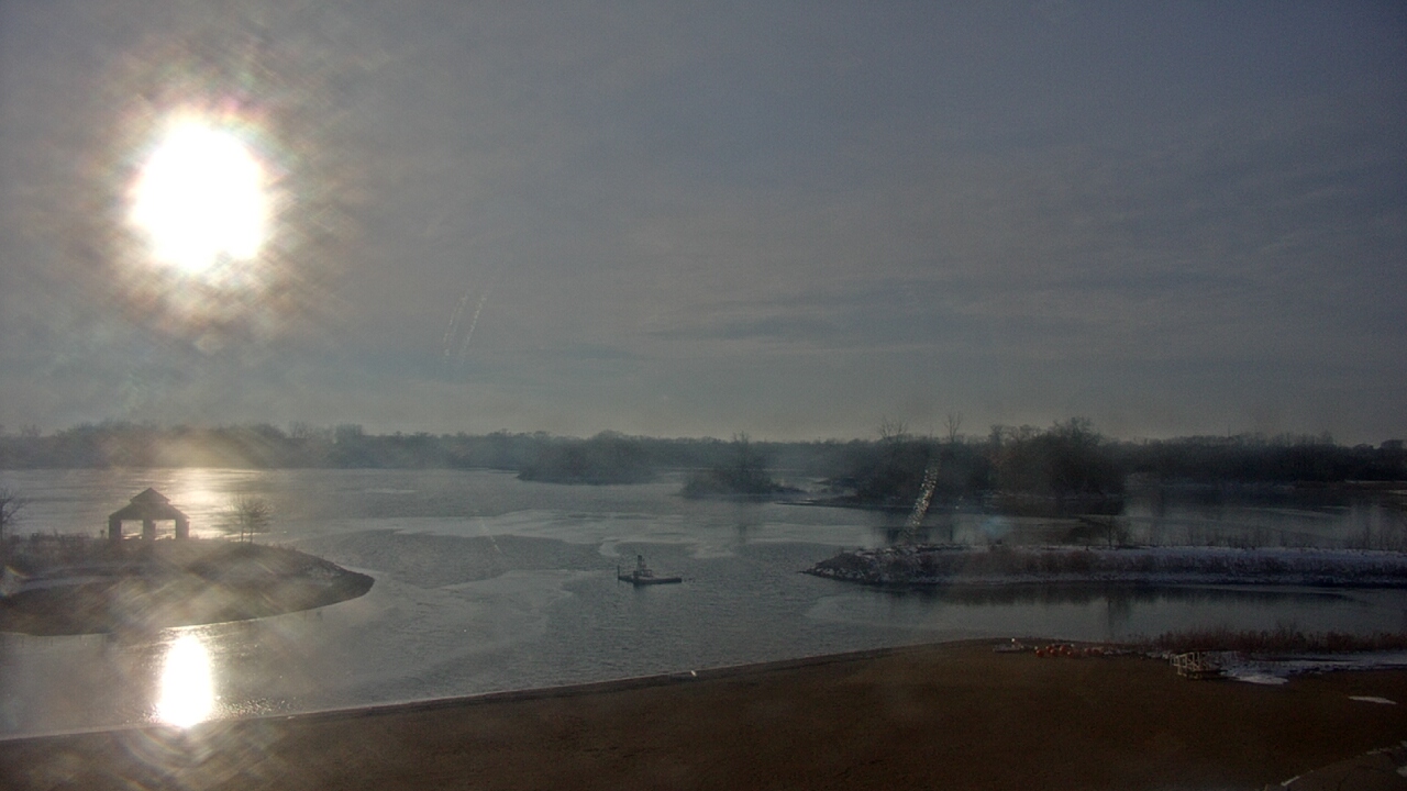 Thumbnail for current weather camera view from Three Oaks Recreation Area in Crystal Lake, Illinois