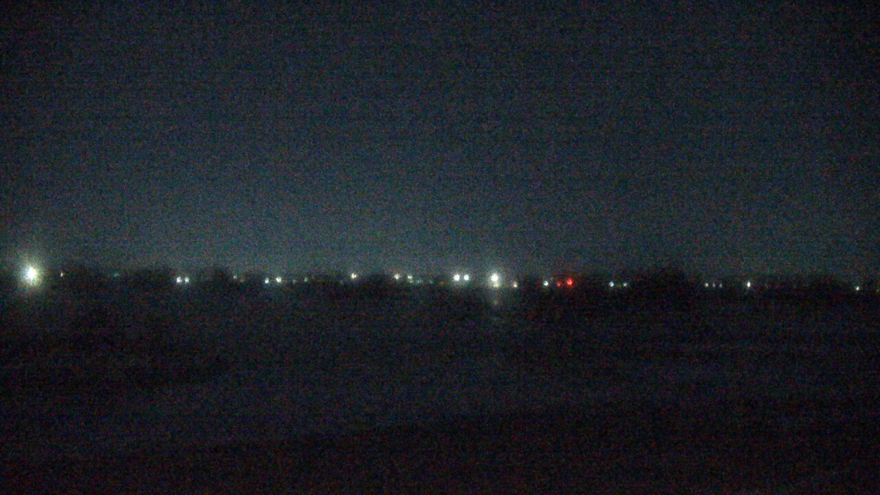 Thumbnail for current weather camera view from Three Oaks Recreation Area in Crystal Lake, Illinois