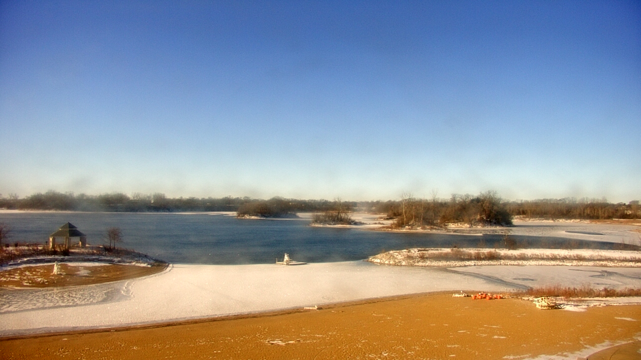 Thumbnail for current weather camera view from Three Oaks Recreation Area in Crystal Lake, Illinois