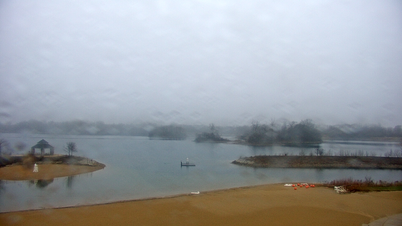 Thumbnail for current weather camera view from Three Oaks Recreation Area in Crystal Lake, Illinois
