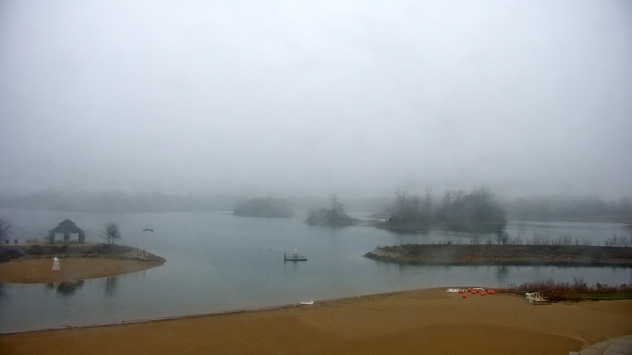 Thumbnail for current weather camera view from Three Oaks Recreation Area in Crystal Lake, Illinois