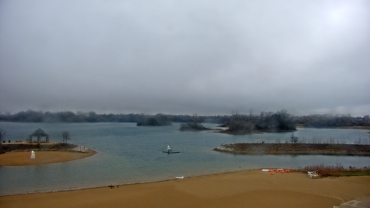 Thumbnail for current weather camera view from Three Oaks Recreation Area in Crystal Lake, Illinois