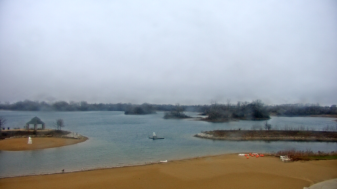 Thumbnail for current weather camera view from Three Oaks Recreation Area in Crystal Lake, Illinois