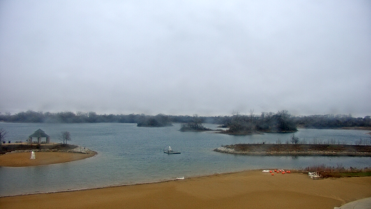 Thumbnail for current weather camera view from Three Oaks Recreation Area in Crystal Lake, Illinois