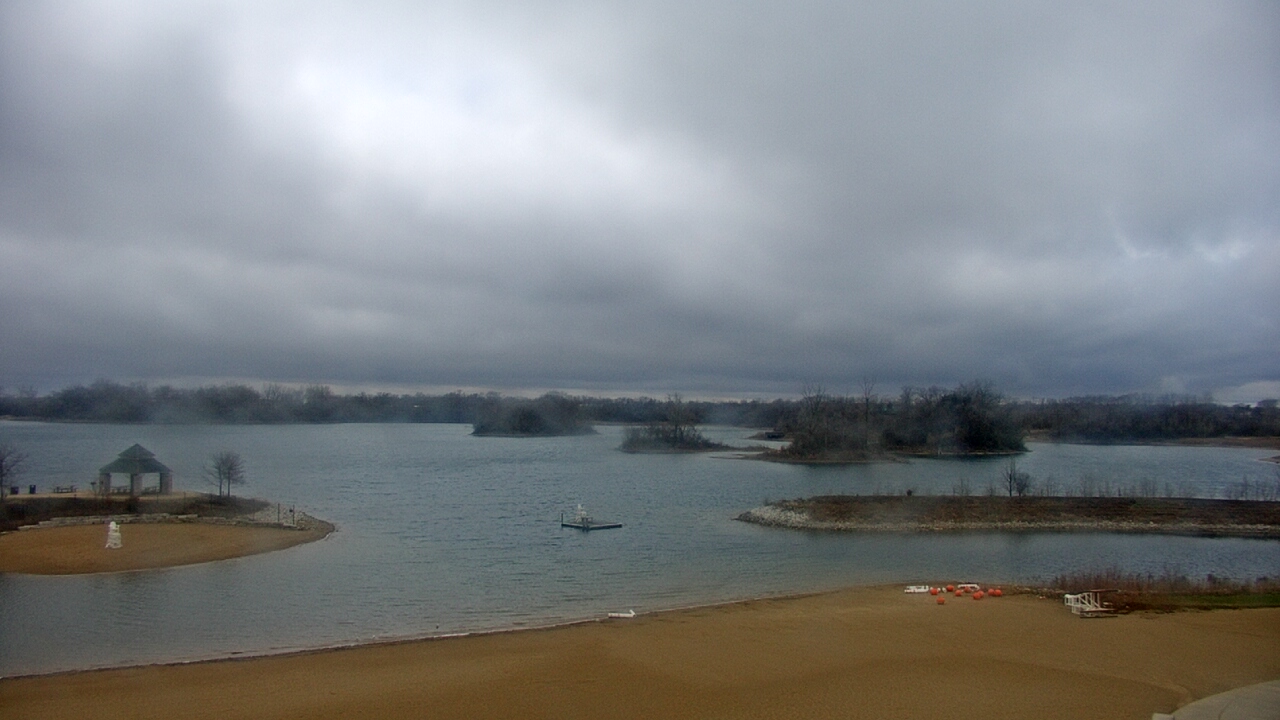 Thumbnail for current weather camera view from Three Oaks Recreation Area in Crystal Lake, Illinois