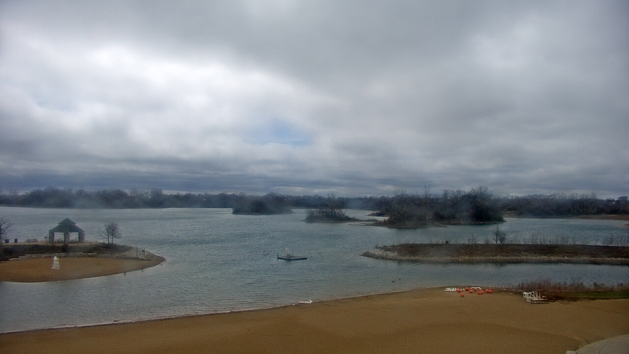 Thumbnail for current weather camera view from Three Oaks Recreation Area in Crystal Lake, Illinois