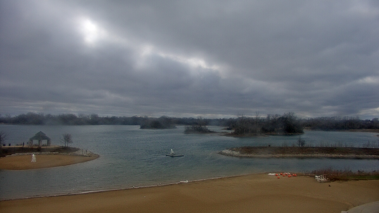Thumbnail for current weather camera view from Three Oaks Recreation Area in Crystal Lake, Illinois
