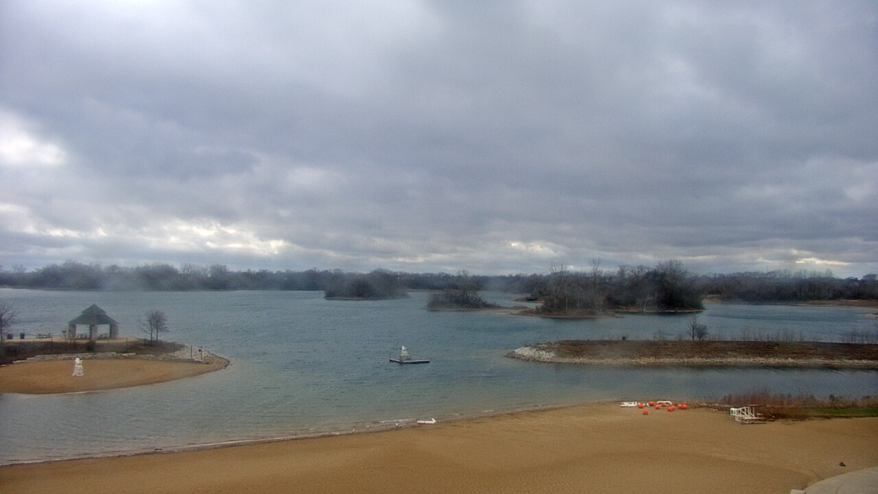 Thumbnail for current weather camera view from Three Oaks Recreation Area in Crystal Lake, Illinois