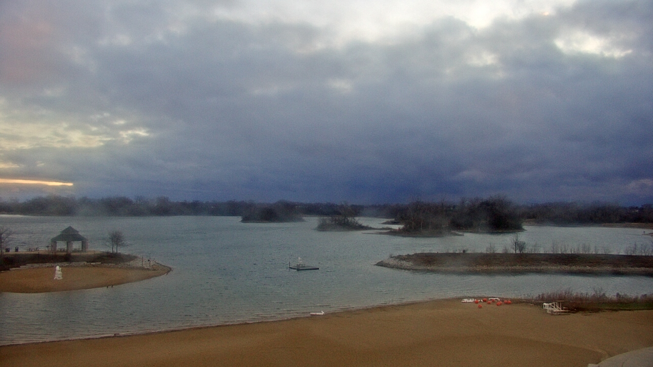 Thumbnail for current weather camera view from Three Oaks Recreation Area in Crystal Lake, Illinois