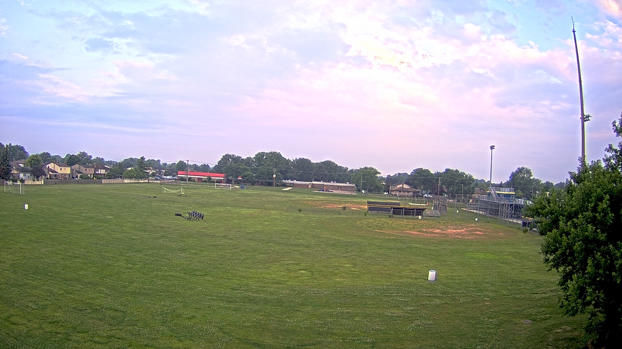Thumbnail for current weather camera view from Crestwood HS in Dearborn Heights, Michigan