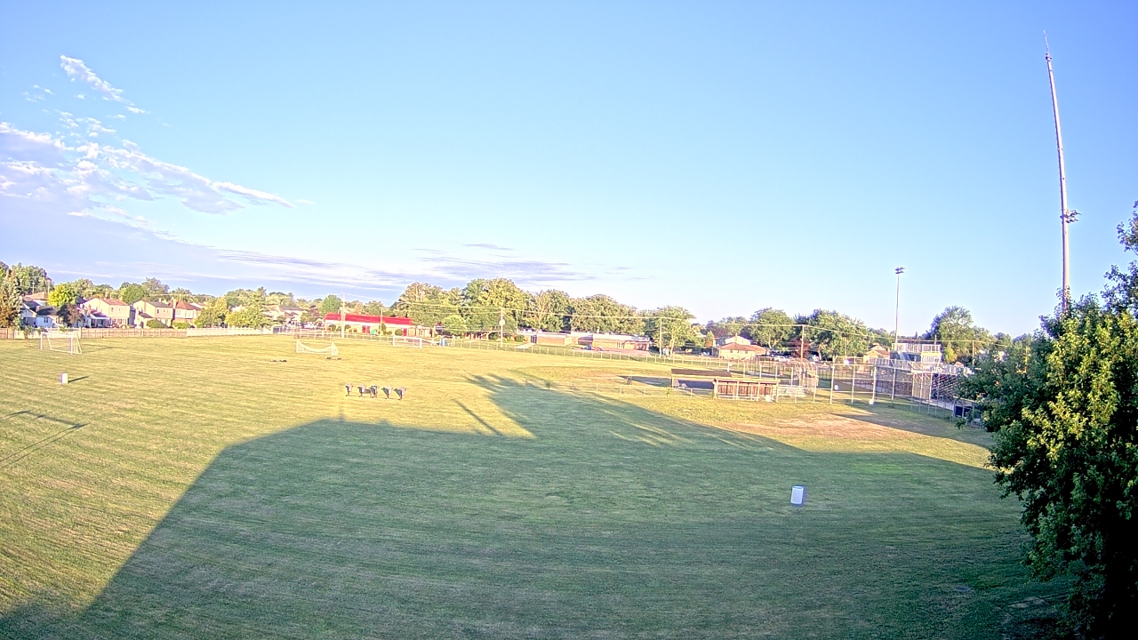Thumbnail for current weather camera view from Crestwood HS in Dearborn Heights, Michigan