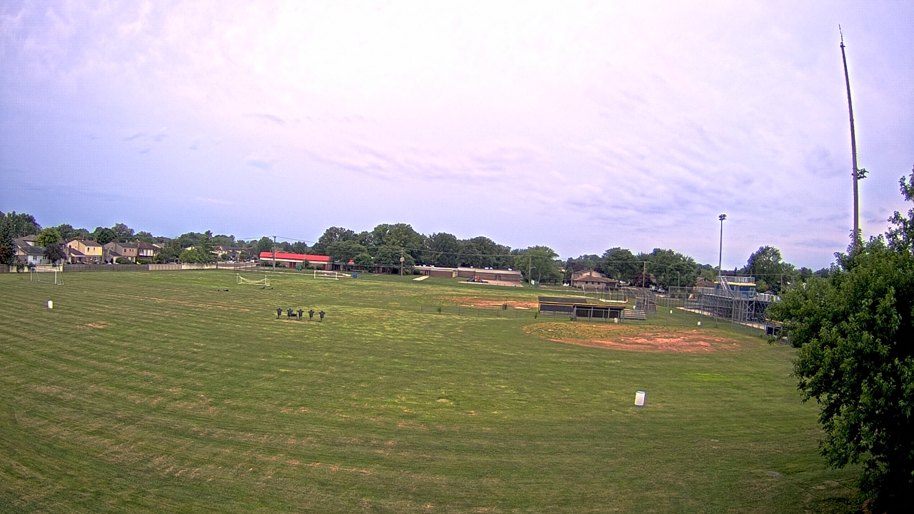 Thumbnail for current weather camera view from Crestwood HS in Dearborn Heights, Michigan