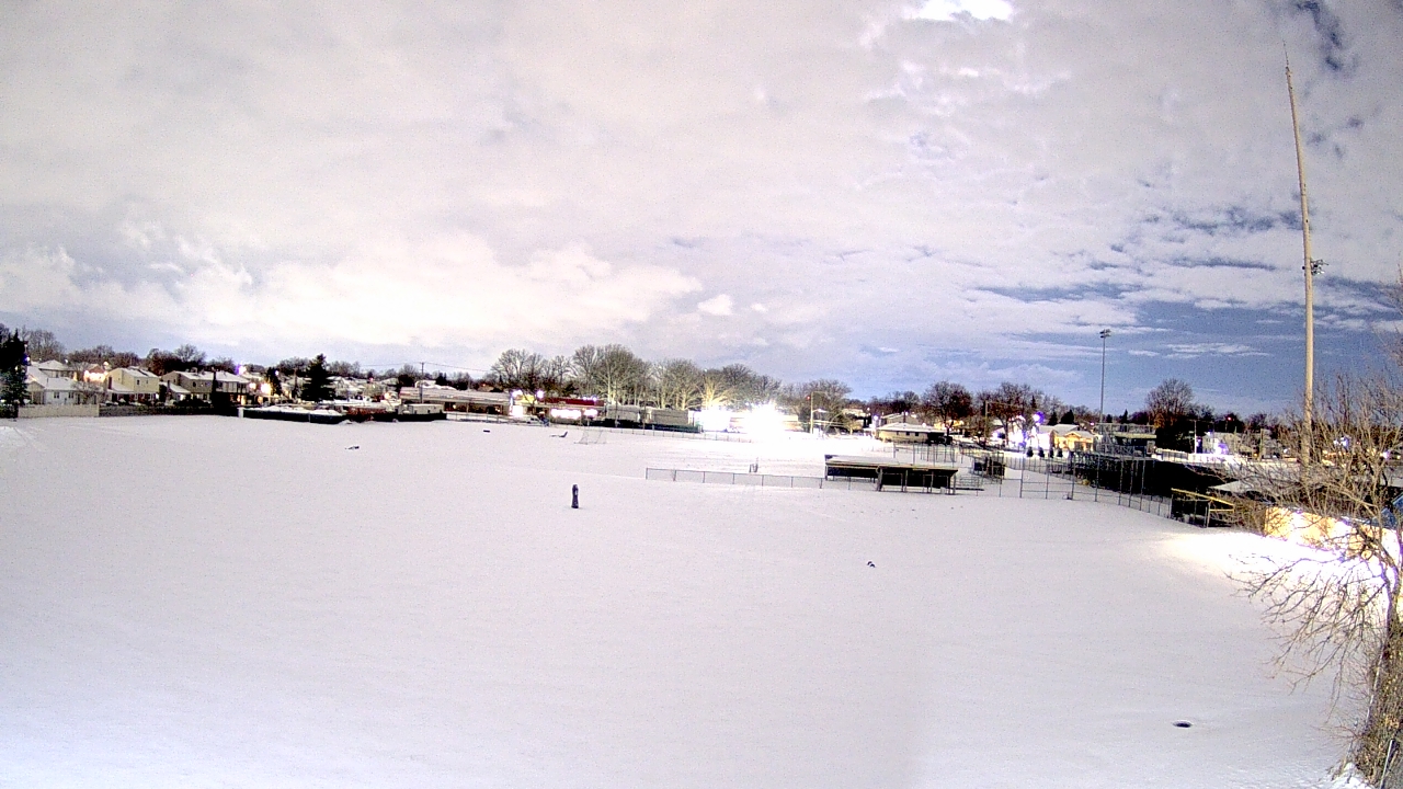 Thumbnail for current weather camera view from Crestwood HS in Dearborn Heights, Michigan