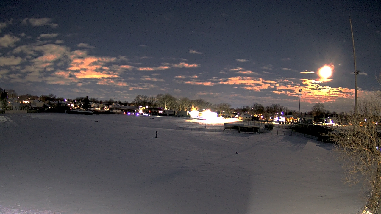 Thumbnail for current weather camera view from Crestwood HS in Dearborn Heights, Michigan