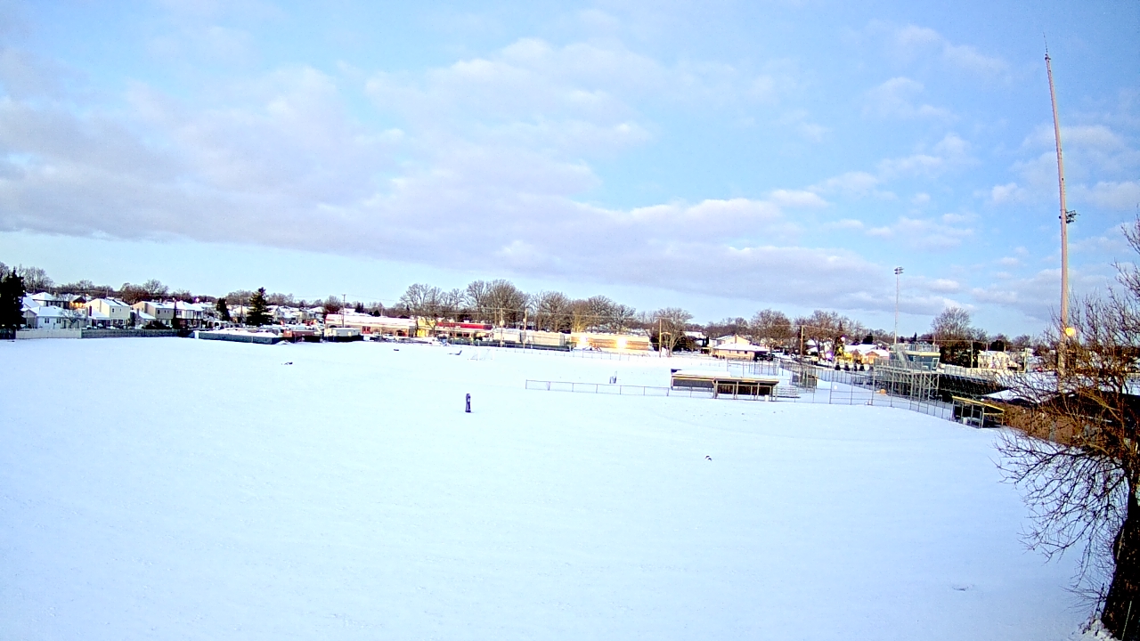 Thumbnail for current weather camera view from Crestwood HS in Dearborn Heights, Michigan
