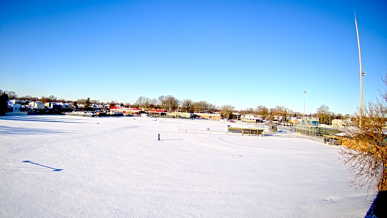 Thumbnail for current weather camera view from Crestwood HS in Dearborn Heights, Michigan