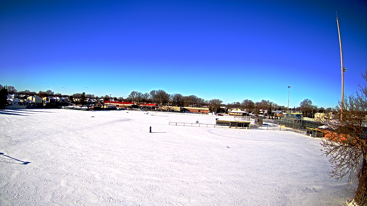 Thumbnail for current weather camera view from Crestwood HS in Dearborn Heights, Michigan