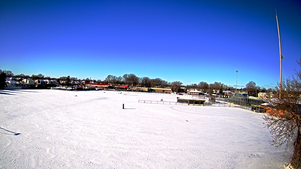 Thumbnail for current weather camera view from Crestwood HS in Dearborn Heights, Michigan