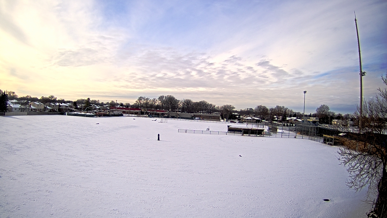 Thumbnail for current weather camera view from Crestwood HS in Dearborn Heights, Michigan