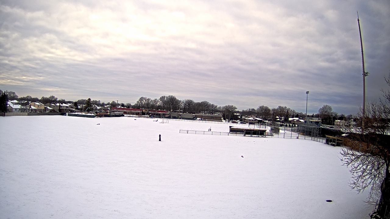 Thumbnail for current weather camera view from Crestwood HS in Dearborn Heights, Michigan