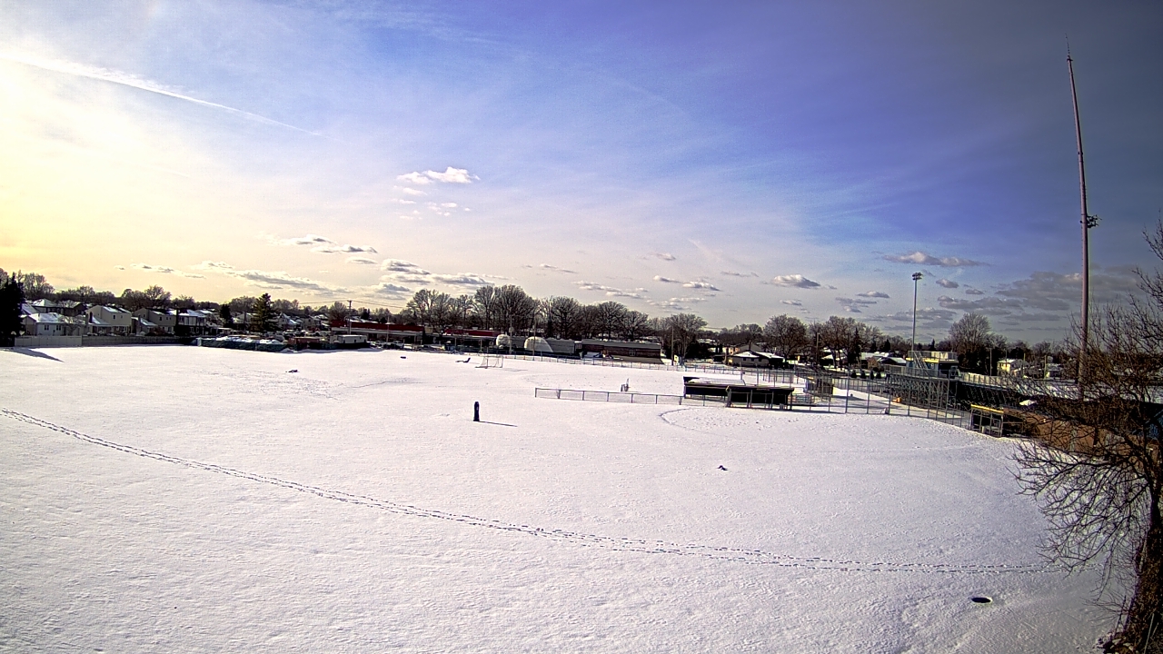 Thumbnail for current weather camera view from Crestwood HS in Dearborn Heights, Michigan
