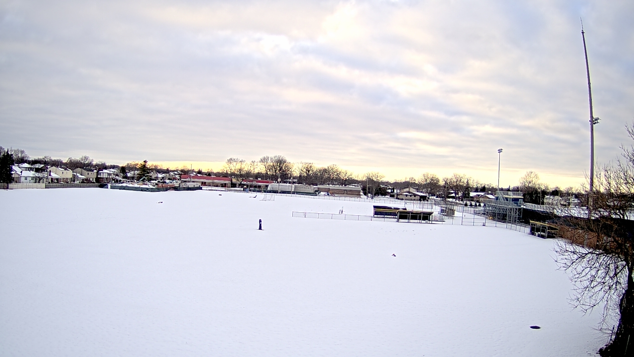 Thumbnail for current weather camera view from Crestwood HS in Dearborn Heights, Michigan