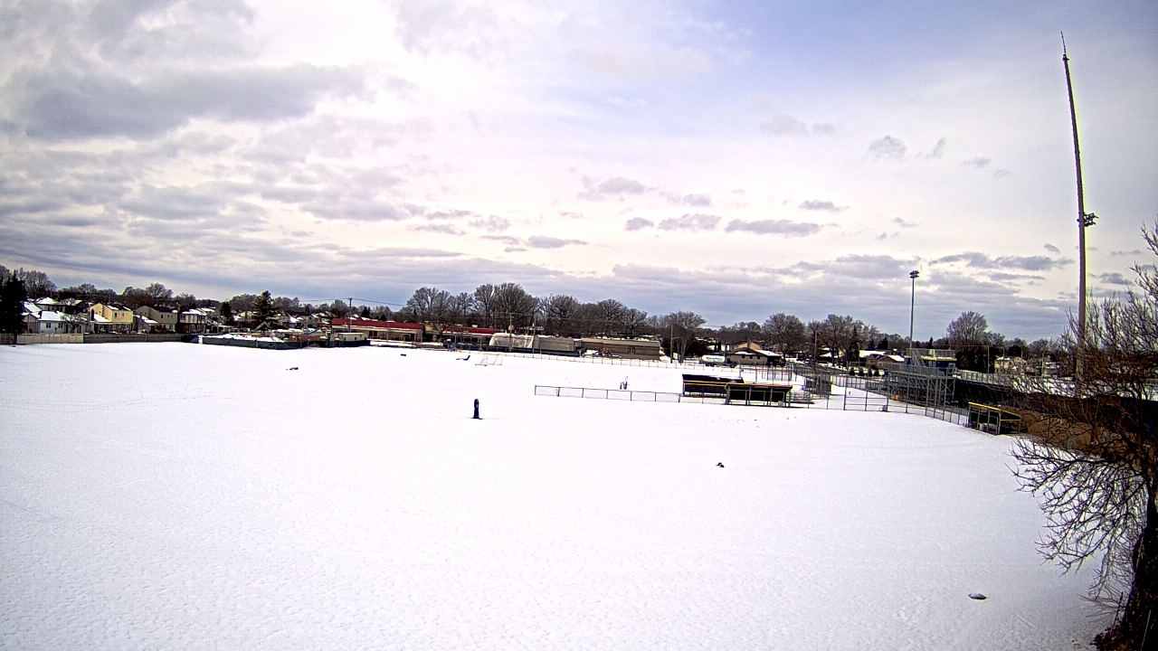 Thumbnail for current weather camera view from Crestwood HS in Dearborn Heights, Michigan