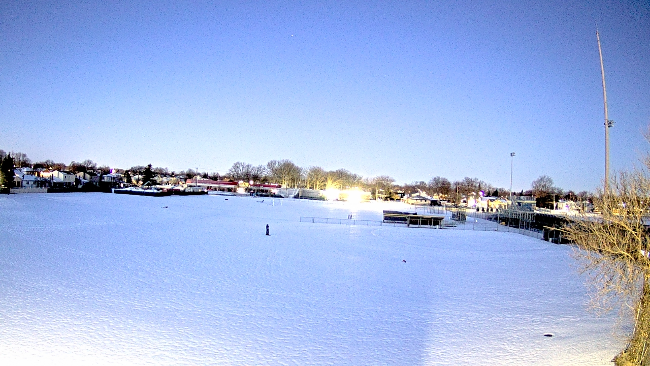 Thumbnail for current weather camera view from Crestwood HS in Dearborn Heights, Michigan