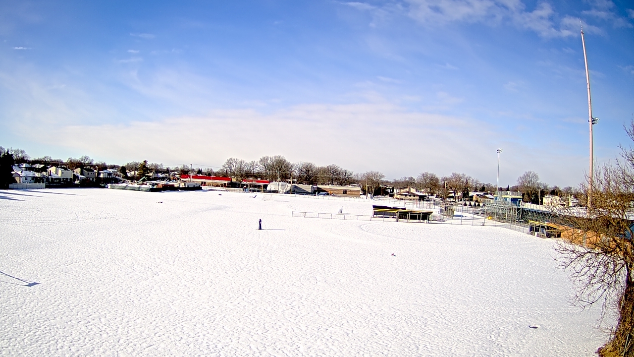 Thumbnail for current weather camera view from Crestwood HS in Dearborn Heights, Michigan