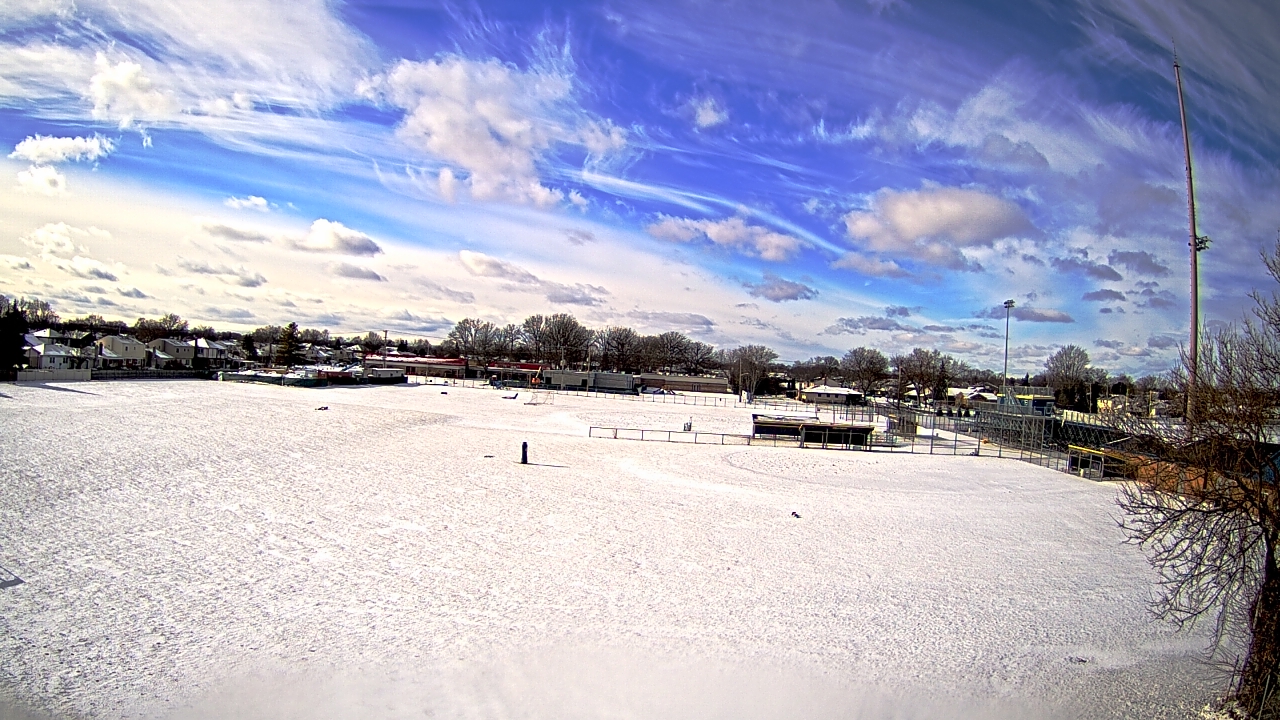 Thumbnail for current weather camera view from Crestwood HS in Dearborn Heights, Michigan