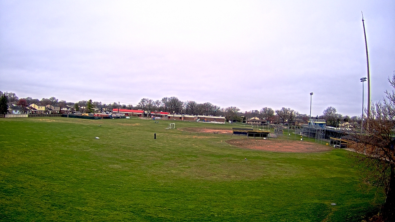 Thumbnail for current weather camera view from Crestwood HS in Dearborn Heights, Michigan