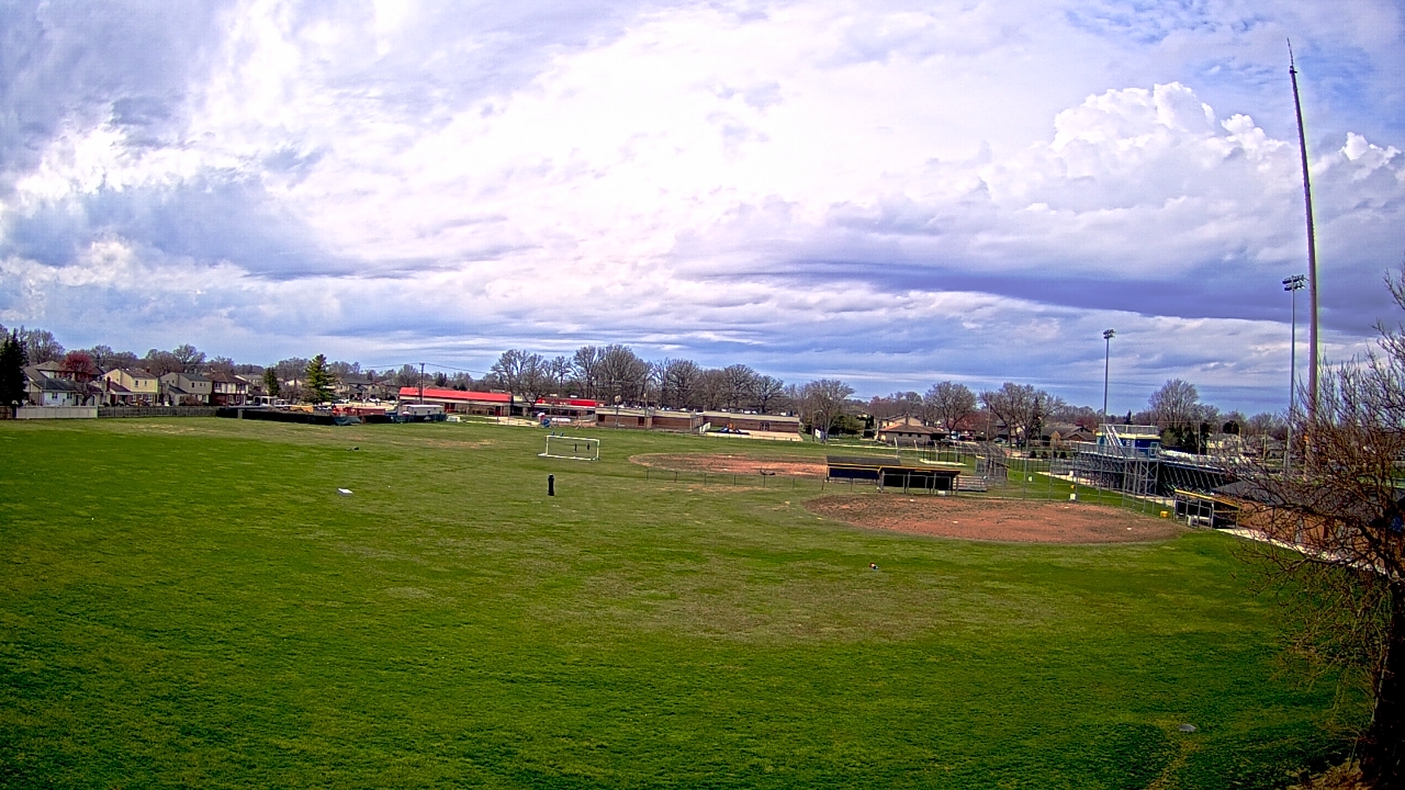 Thumbnail for current weather camera view from Crestwood HS in Dearborn Heights, Michigan