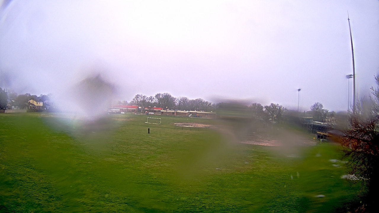 Thumbnail for current weather camera view from Crestwood HS in Dearborn Heights, Michigan