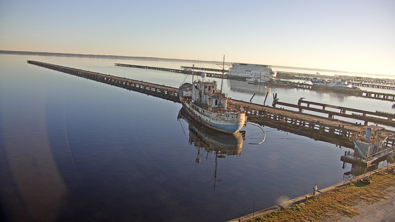 Thumbnail for current weather camera view from Reynolds Parks in Green Cove Springs, Florida