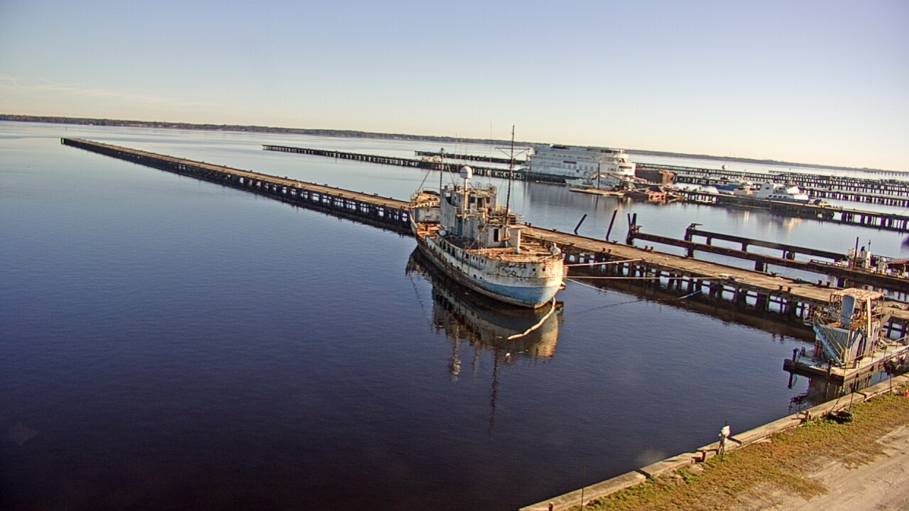 Thumbnail for current weather camera view from Reynolds Parks in Green Cove Springs, Florida