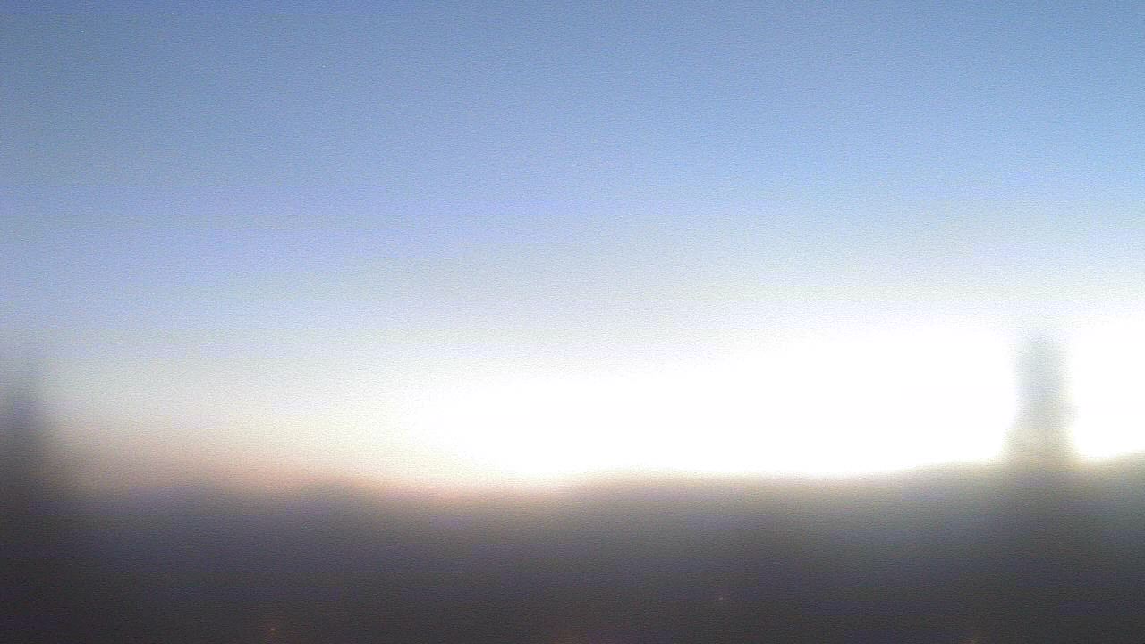 Thumbnail for current weather camera view from De Anza College in Cupertino, California