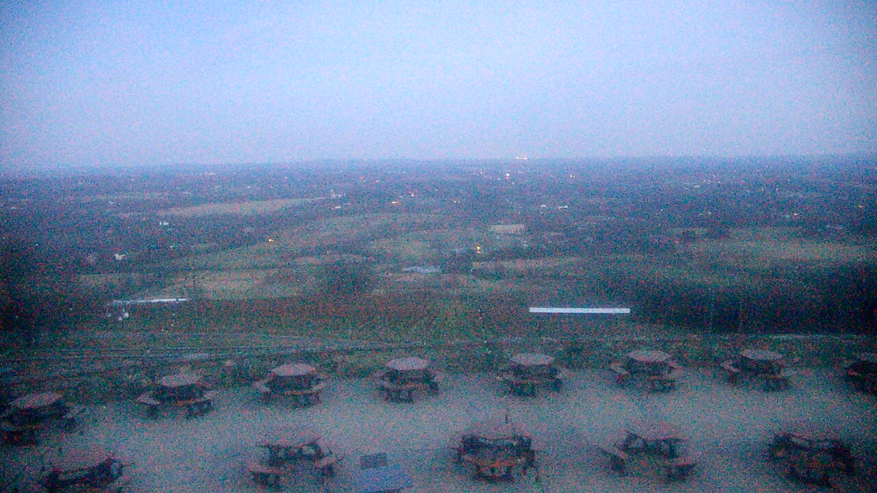 Thumbnail for current weather camera view from Dirt Farm Brewing in Bluemont, Virginia