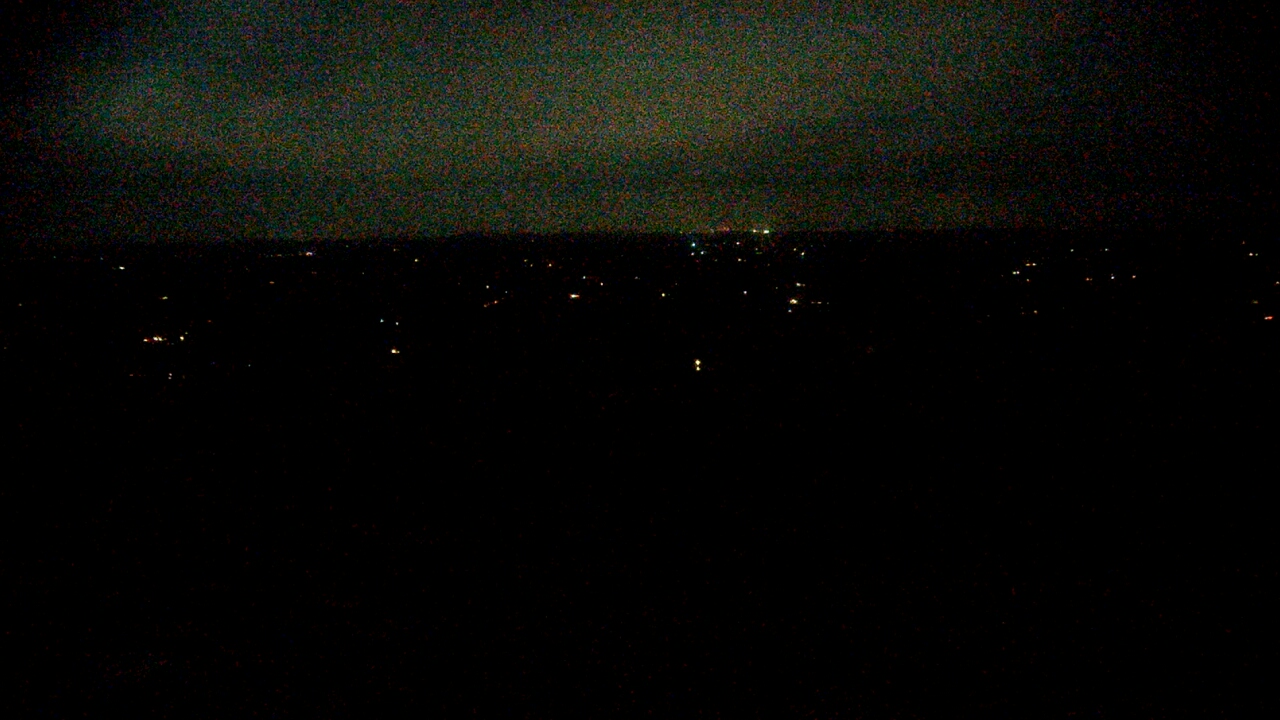 Thumbnail for current weather camera view from Dirt Farm Brewing in Bluemont, Virginia