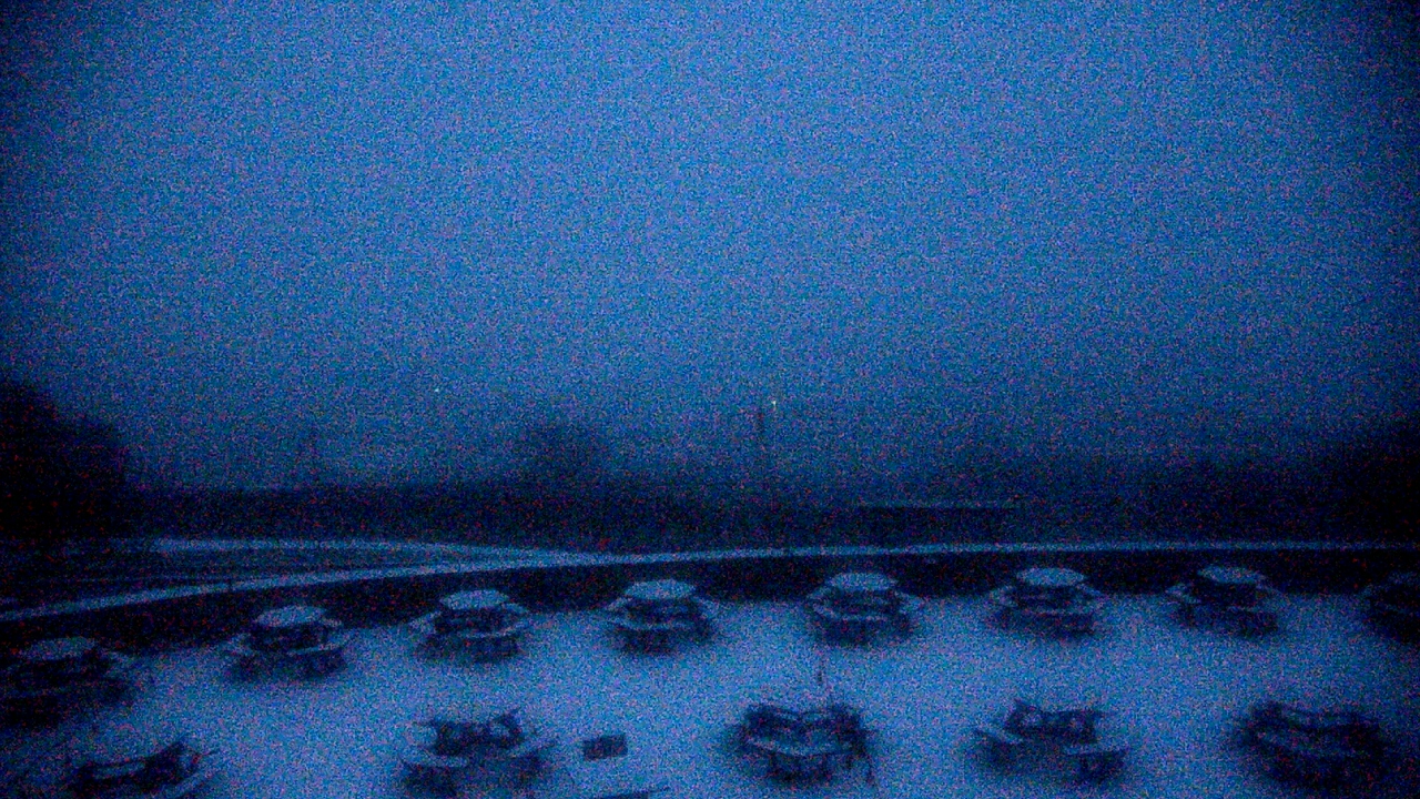 Thumbnail for current weather camera view from Dirt Farm Brewing in Bluemont, Virginia