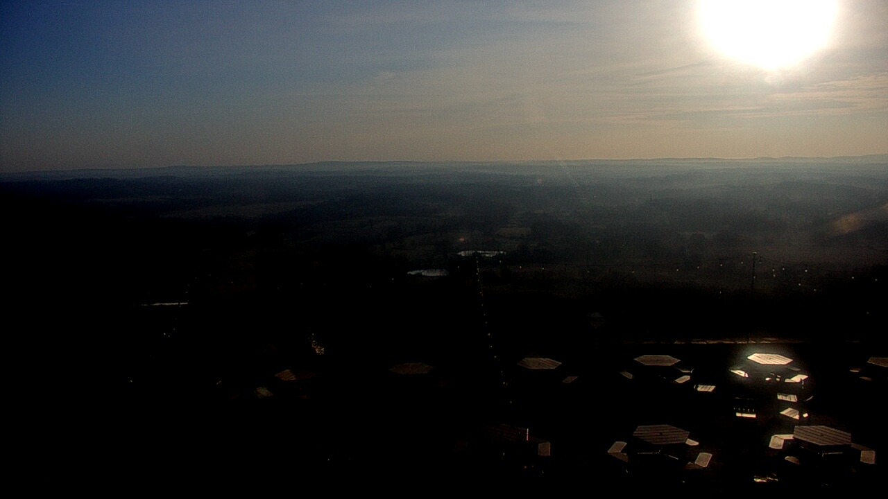 Thumbnail for current weather camera view from Dirt Farm Brewing in Bluemont, Virginia