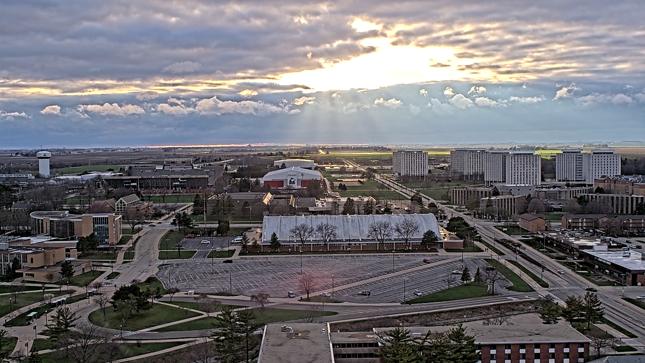 Thumbnail for current weather camera view from Northern Illinois University in DeKalb, Illinois