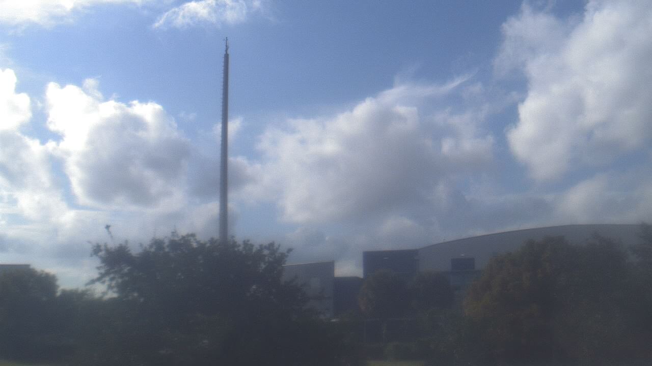 Thumbnail for current weather camera view from Plumosa School of the Arts in Delray Beach, Florida
