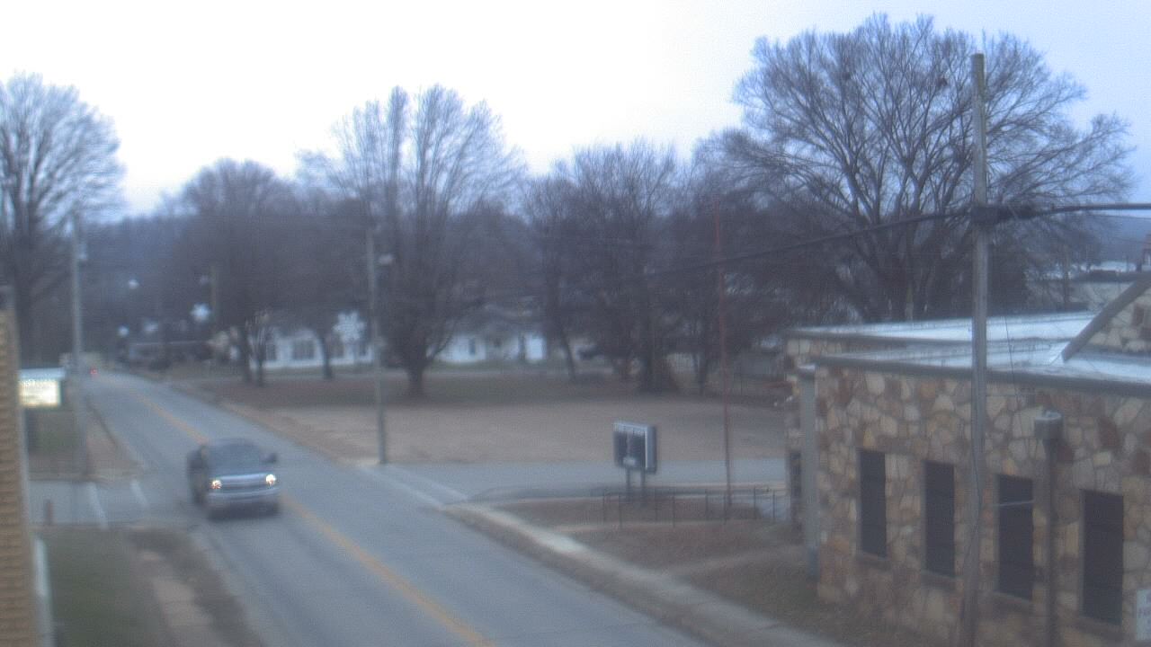 Thumbnail for current weather camera view from Current River Career Center in Doniphan, Missouri