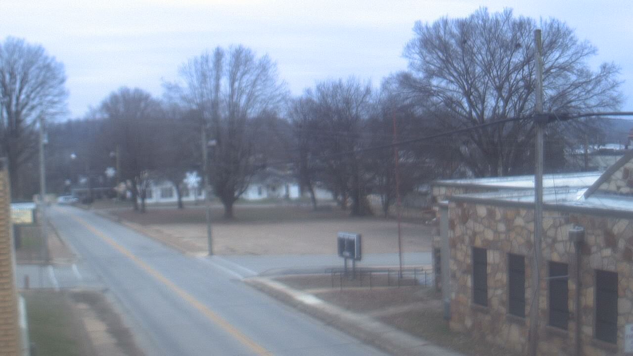 Thumbnail for current weather camera view from Current River Career Center in Doniphan, Missouri