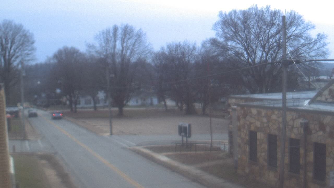 Thumbnail for current weather camera view from Current River Career Center in Doniphan, Missouri