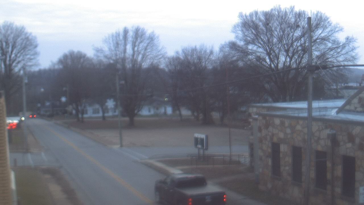 Thumbnail for current weather camera view from Current River Career Center in Doniphan, Missouri